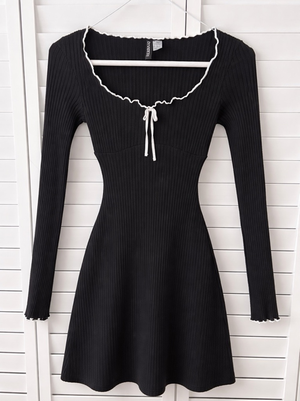 H&M Black Ribbed Long-Sleeve Dress with White Trim